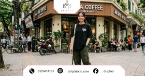 Cách phối đồ với áo thun form rộng nữ phong cách streetwear và casual